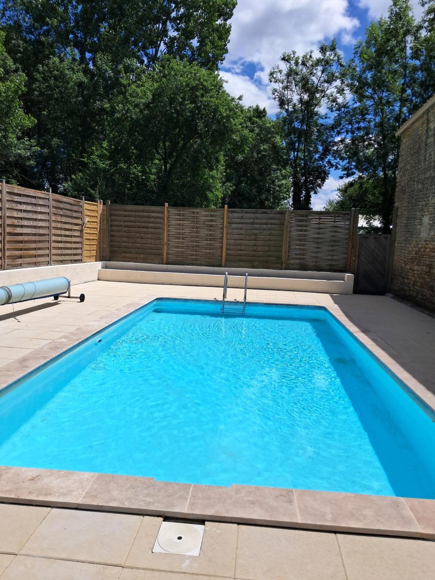 La Laujere Ivie - Gite & Piscine Privative Saint-Hilaire-du-Bois  Exteriér fotografie